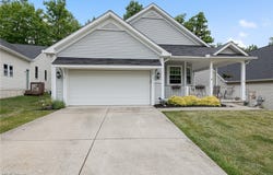 18340 Crystal Lakes Drive, North Royalton, OH 44133