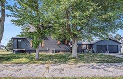 8666 S Warner Avenue, Fremont, MI 49412