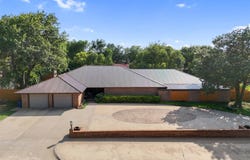 6217 Village Lane, Guymon, OK 73942