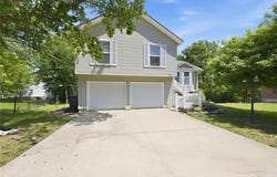 1407 W Prairie Terrace, Olathe, KS 66061