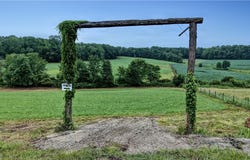 Hilltop Drive NW, Strasburg, OH 44680
