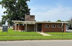 500 N Douglas, Malden, MO 63863