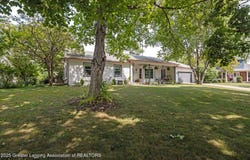 1044 Shelter Lane, Lansing, MI 48912