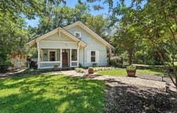 1004 W Avenue Avenue E, Garland, TX 75040