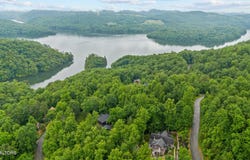 180 Silver Tr, New Tazewell, TN 37825