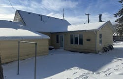 205 E 3rd St., Peterson, IA 51047