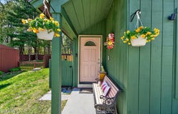 28 Thimbleberry Road, Malta, NY 12020