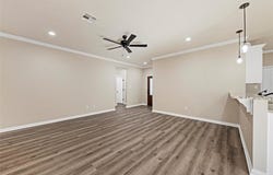 509 McKinley Street, McGregor, TX 76657