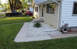 655 Robinwood Drive, Troy, MI 48083