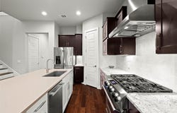 2807 Del Curto RD, Austin, TX 78704