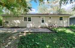 7713 Hendricks Place, Merrillville, IN 46410