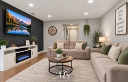 1713 Fulton Lane, Hanover Park, IL 60133