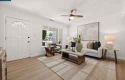 160 Cleopatra Dr, Pleasant Hill, CA 94523
