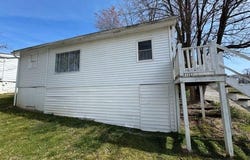 408 Cedar Street, Central City, KY 42330