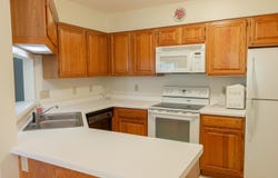 116 E Freistadt Rd, Thiensville, WI 53092