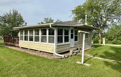 1019 Ilion Avenue, Chariton, IA 50049