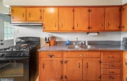 500 UNIVERSITY BOULEVARD, WENONAH, NJ 08090