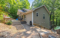 392 PINE, Dahlonega, GA 30533