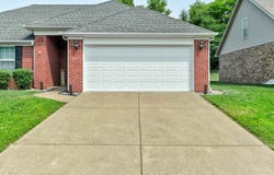 1000 Fawn Creek Drive, Evansville, IN 47712