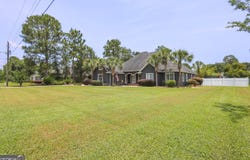 645 Littlefield, Jesup, GA 31546