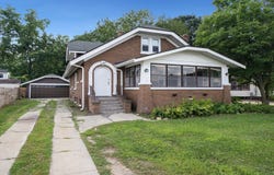 4210 W State, ROCKFORD, IL 61102