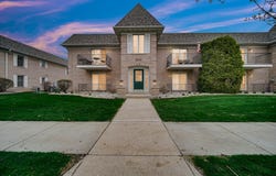 2649 Georgetowne, Highland, IN 46322