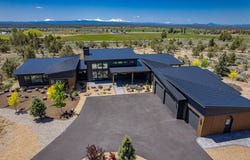 16990 SW Grandview Road, Powell Butte, OR 97753