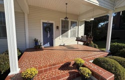210 W Maple Street, Clinton, SC 29325