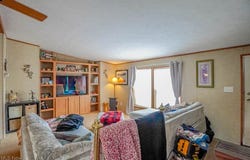 221 Sea Gull Lane, New Philadelphia, OH 44663