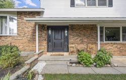 23 Sunset Drive, Queensbury, NY 12804