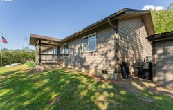 460 HUCKLEBERRY MT LN, Riddle, OR 97469