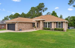 107 Strike Eagle Drive, Crestview, FL 32536