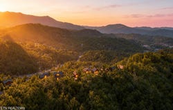 218 Pinnacle Drive, Gatlinburg, TN 37738