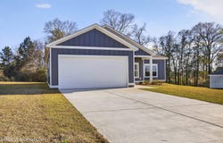 7 Shadow Wood Drive, McHenry, MS 39561