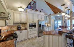 1740 NW 20th Avenue, Crystal River, FL 34428