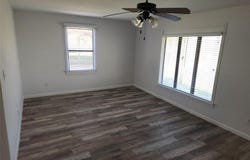 1692 Avenue S, Levelland, TX 79336