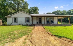 2050 Virgil Brown Rd, Hawesville, KY 42348