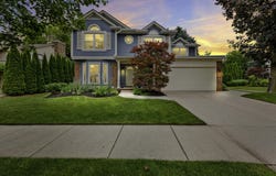 1015 Pointe Place Blvd, Rochester, MI 48307