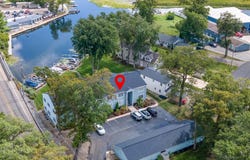700 S Lakeside Drive, Syracuse, IN 46567-2024