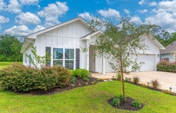 48 Hammock Circle, Freeport, FL 32439