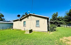 324 7th Street, Cross Plains, TX 76443