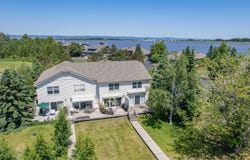 524 Marina Dr, Superior, WI 54880