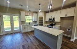 1692 Ceasar Rd, Carriere, MS 39426
