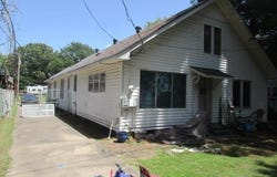 1608 S Oak Street, Pine Bluff, AR 71601