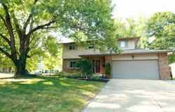 74 Belpre Place W, Westerville, OH 43081
