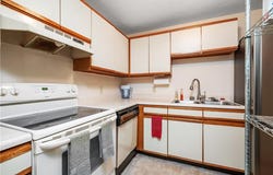 2 Angle Street, Lincoln, RI 02838