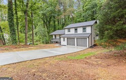 798 Brownlee, Lawrenceville, GA 30044