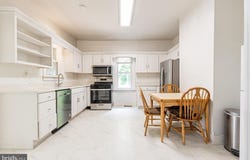 518 WARREN AVENUE, FRONT ROYAL, VA 22630