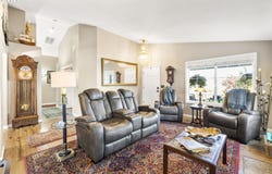 1208 INDEPENDENCE Ct, Woodburn, OR 97071