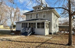 280 N Oak Street, Vesta, MN 56292